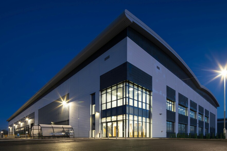 B81 Lichfield Rd, Barton Under Needwood à louer - Photo du bâtiment - Image 3 de 14