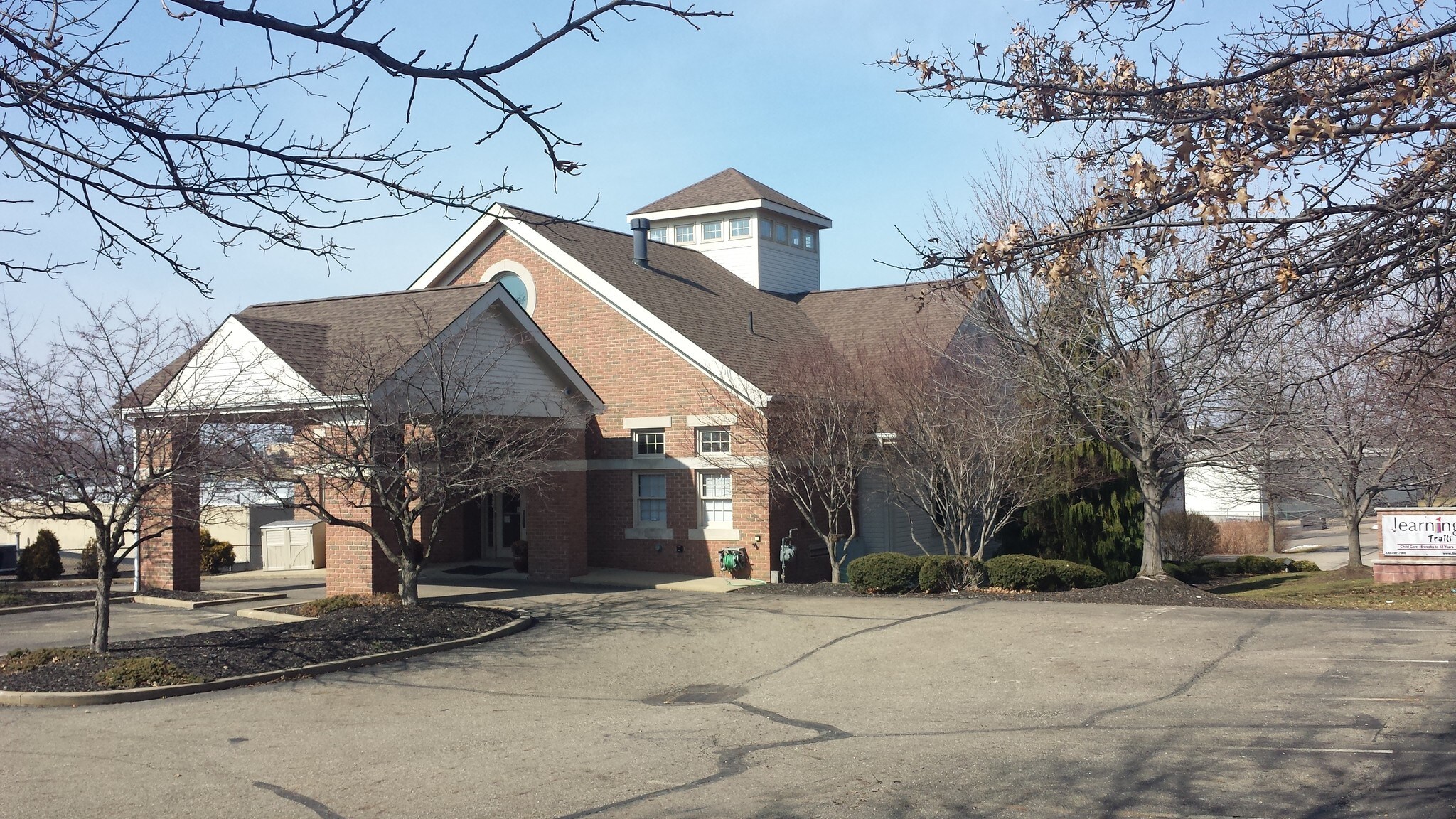 7951 Pittsburg Ave NW, Canton, OH à louer Photo du bâtiment- Image 1 de 8