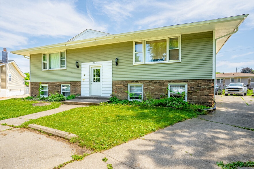5107 W 77th Ct, Schererville, IN for sale - Primary Photo - Image 1 of 7