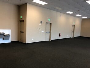 3996 W Ina Rd, Tucson, AZ for lease Interior Photo- Image 2 of 5