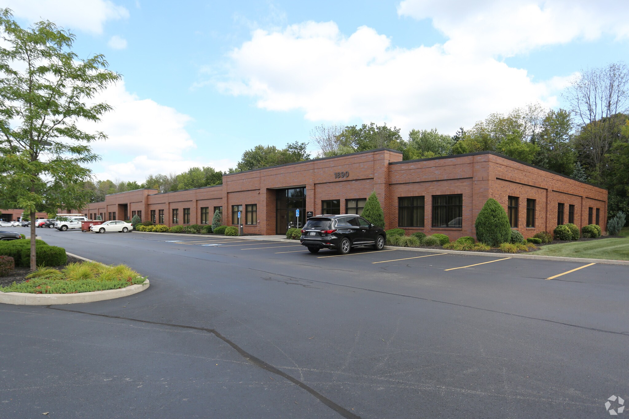 1890 S Winton Rd S, Rochester, NY for lease Primary Photo- Image 1 of 13