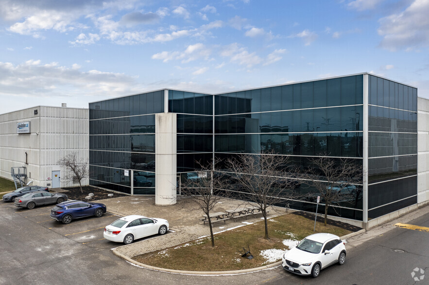 835 Intermodal Dr, Brampton, ON for lease - Primary Photo - Image 1 of 3