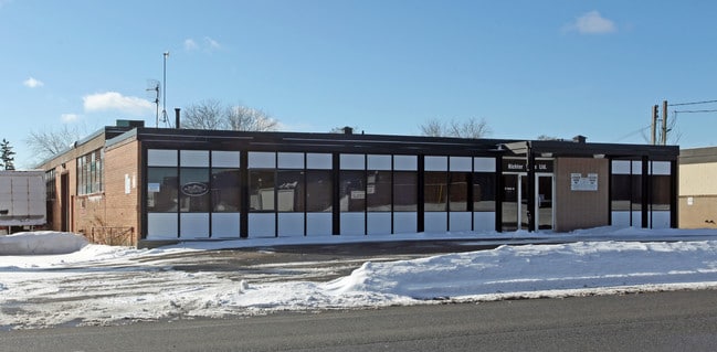More details for 22 Howden Rd, Toronto, ON - Industrial for Sale