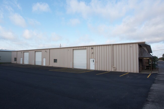 More details for 15352 S Keeler St, Olathe, KS - Industrial for Lease