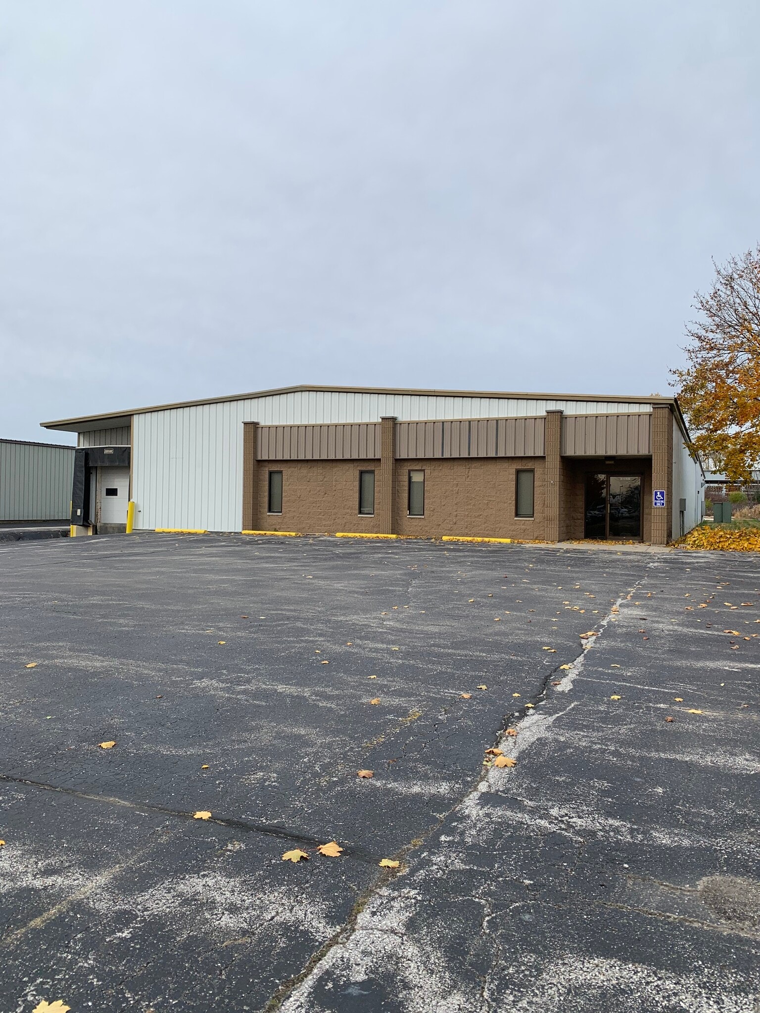3146 Market St, Green Bay, WI for lease Building Photo- Image 1 of 13