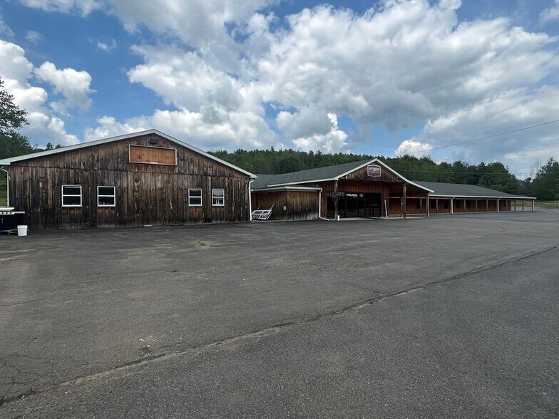 56 N Bullock Rd, Mansfield, PA à vendre - Photo du bâtiment - Image 2 de 22