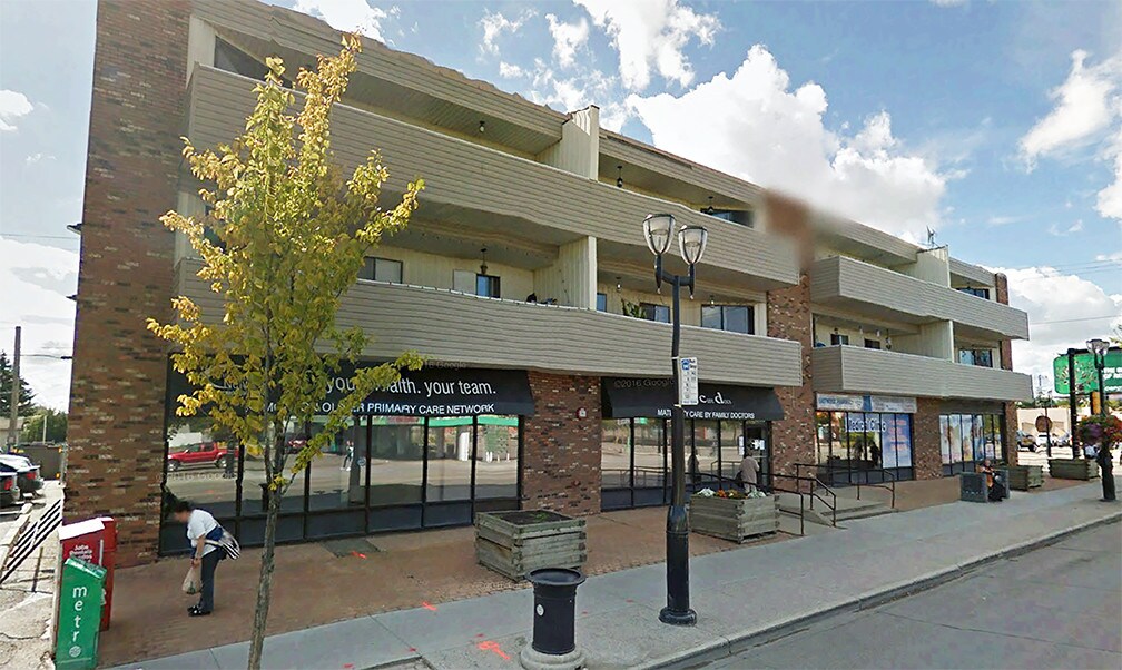 7917 118th Ave NW, Edmonton, AB à vendre Photo du bâtiment- Image 1 de 1