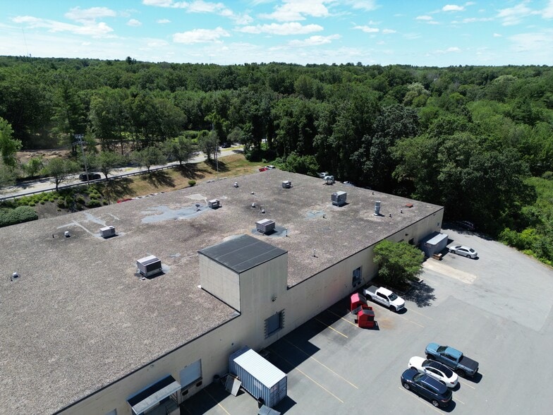 678 Andover St, Lawrence, MA à vendre - Photo du bâtiment - Image 2 de 4