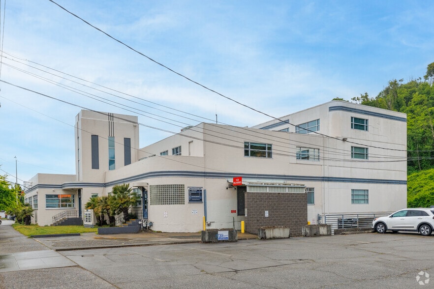 1430-1438 Elliott Ave W, Seattle, WA for lease - Primary Photo - Image 1 of 27
