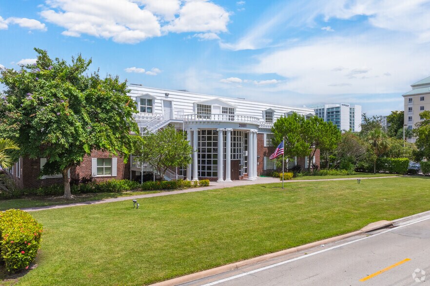 2881 E Oakland Park Blvd, Fort Lauderdale, FL à louer - Photo du bâtiment - Image 3 de 24