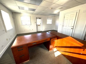 23 Smada Dr, Sanford, ME for lease Interior Photo- Image 2 of 6