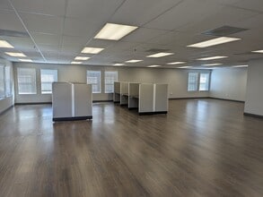 8381 Juniper Ave, Fontana, CA for lease Interior Photo- Image 2 of 2