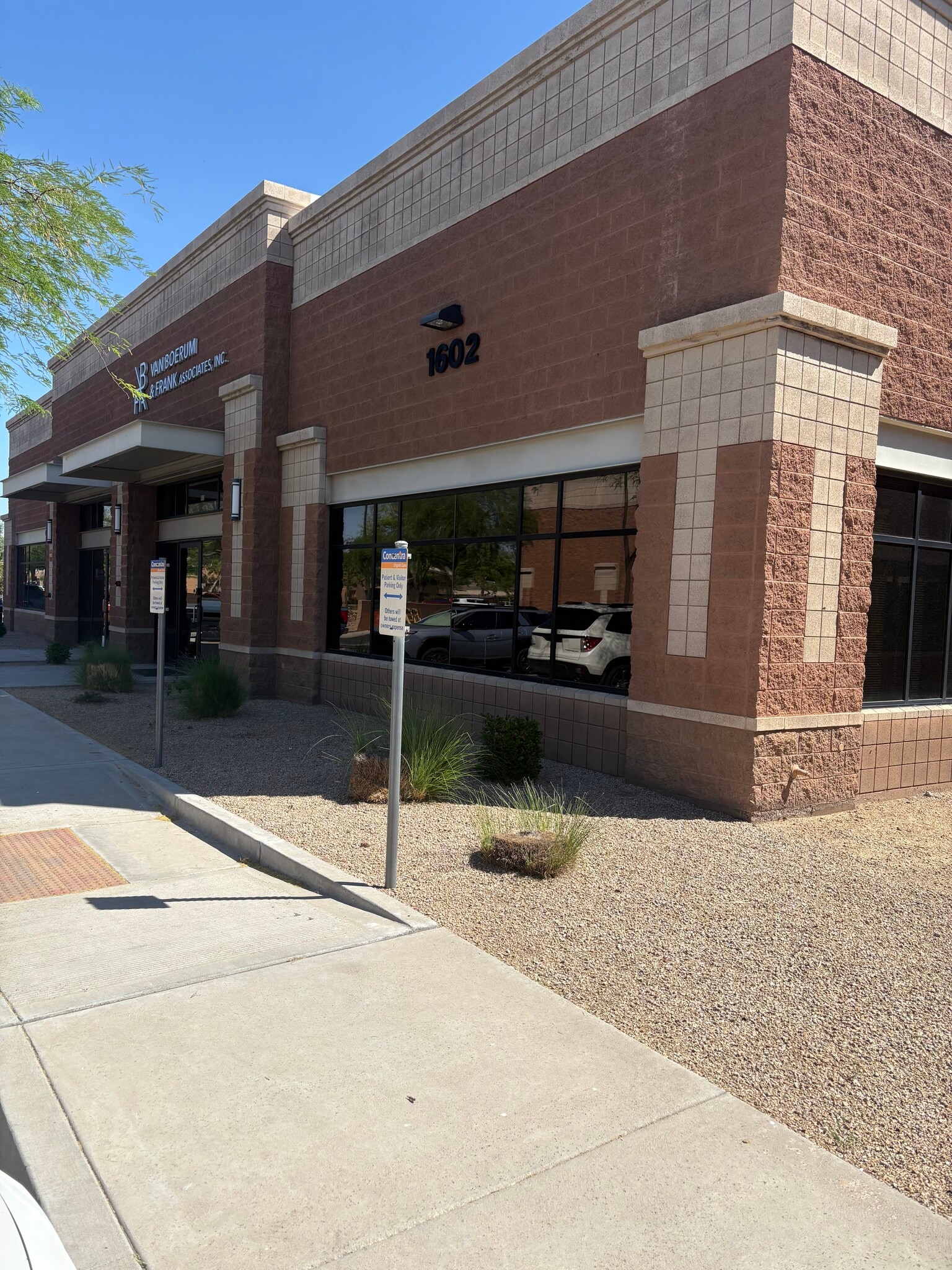 1602 S Priest Dr, Tempe, AZ for lease Building Photo- Image 1 of 6