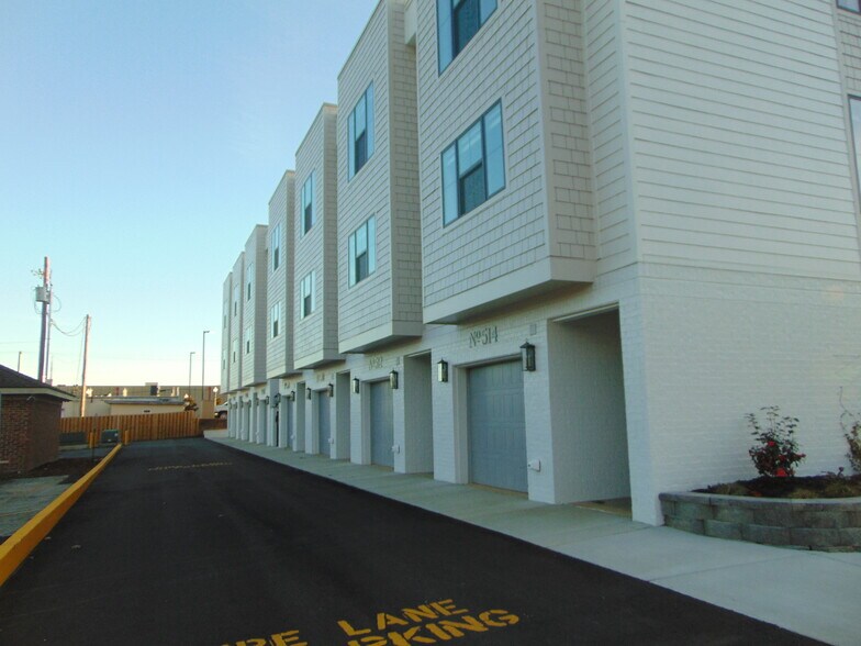 512 E Mobile St, Florence, AL à vendre - Photo du bâtiment - Image 2 de 9