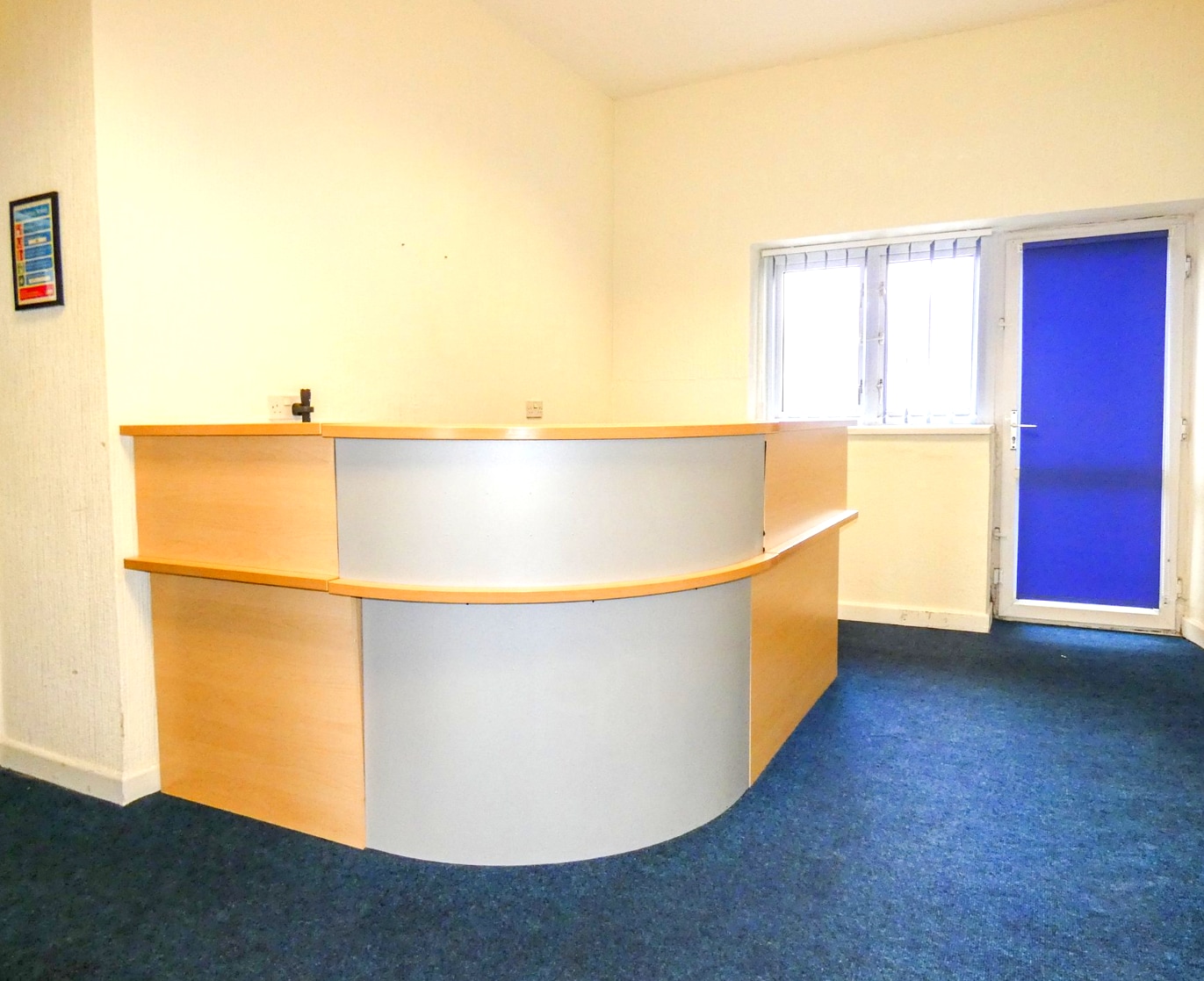 56 Station Rd, Port Talbot for lease Interior Photo- Image 1 of 6