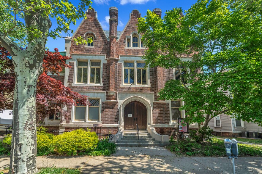 51 Trumbull St, New Haven, CT à vendre - Photo du bâtiment - Image 1 de 81