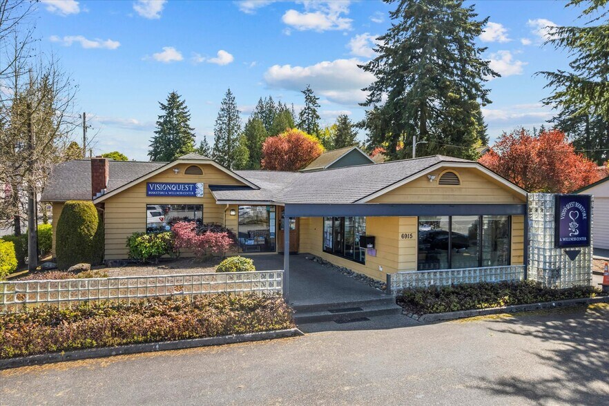 6915 Evergreen Way, Everett, WA à vendre - Photo du bâtiment - Image 3 de 35