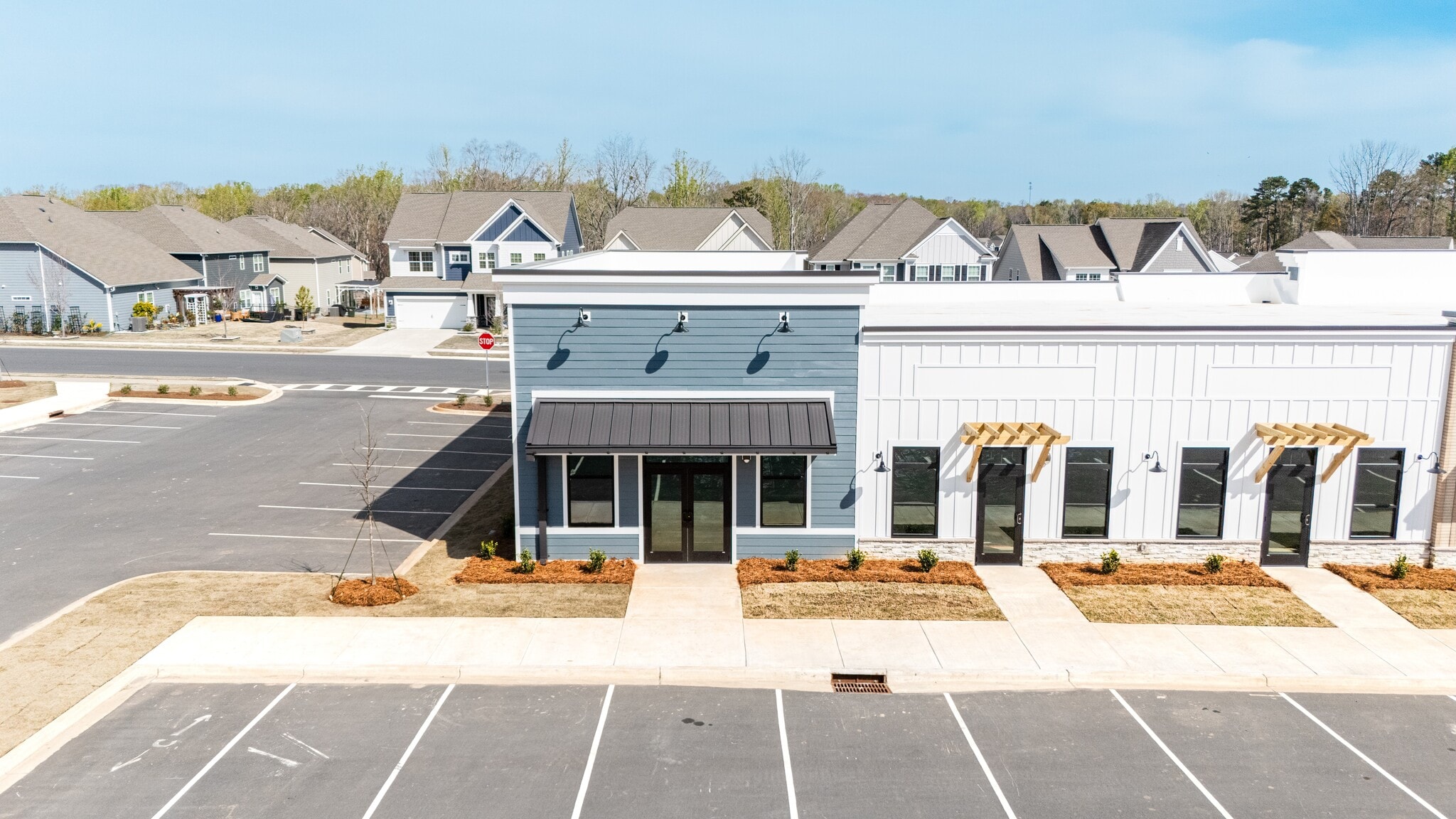1244 Hubert Graham way, Tega Cay, SC for lease Interior Photo- Image 1 of 13