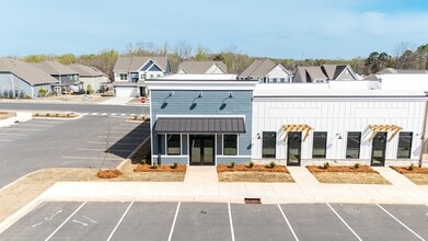 1244 Hubert Graham way, Tega Cay, SC for lease Interior Photo- Image 1 of 13