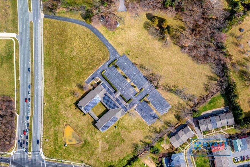 7271 Muncaster Mill Rd, Rockville, MD for sale - Aerial - Image 3 of 8