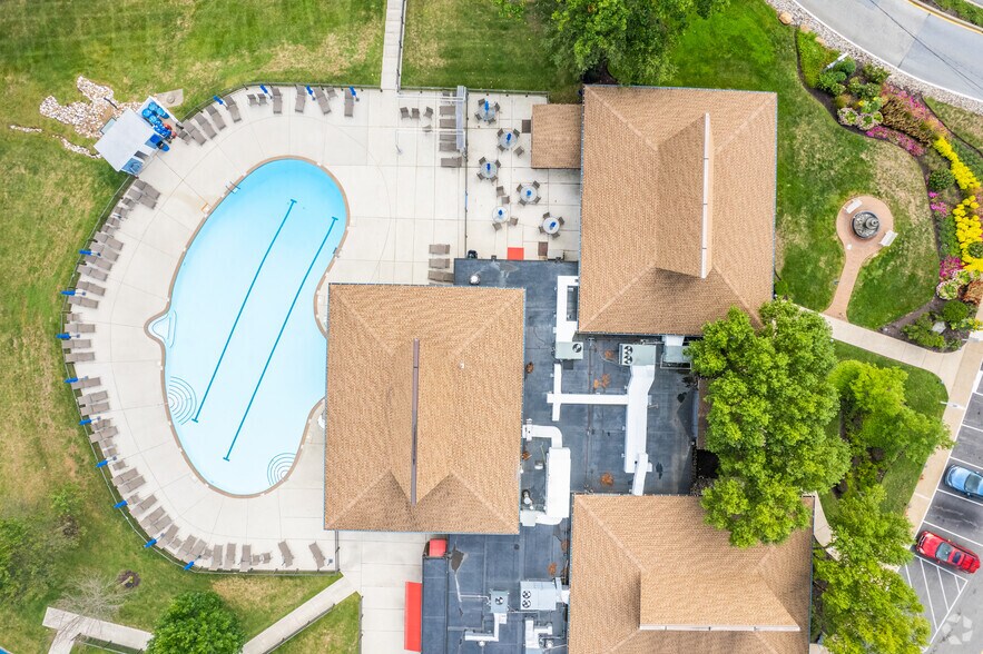 2000 Valley Forge Cir, King Of Prussia, PA for sale - Aerial - Image 2 of 7