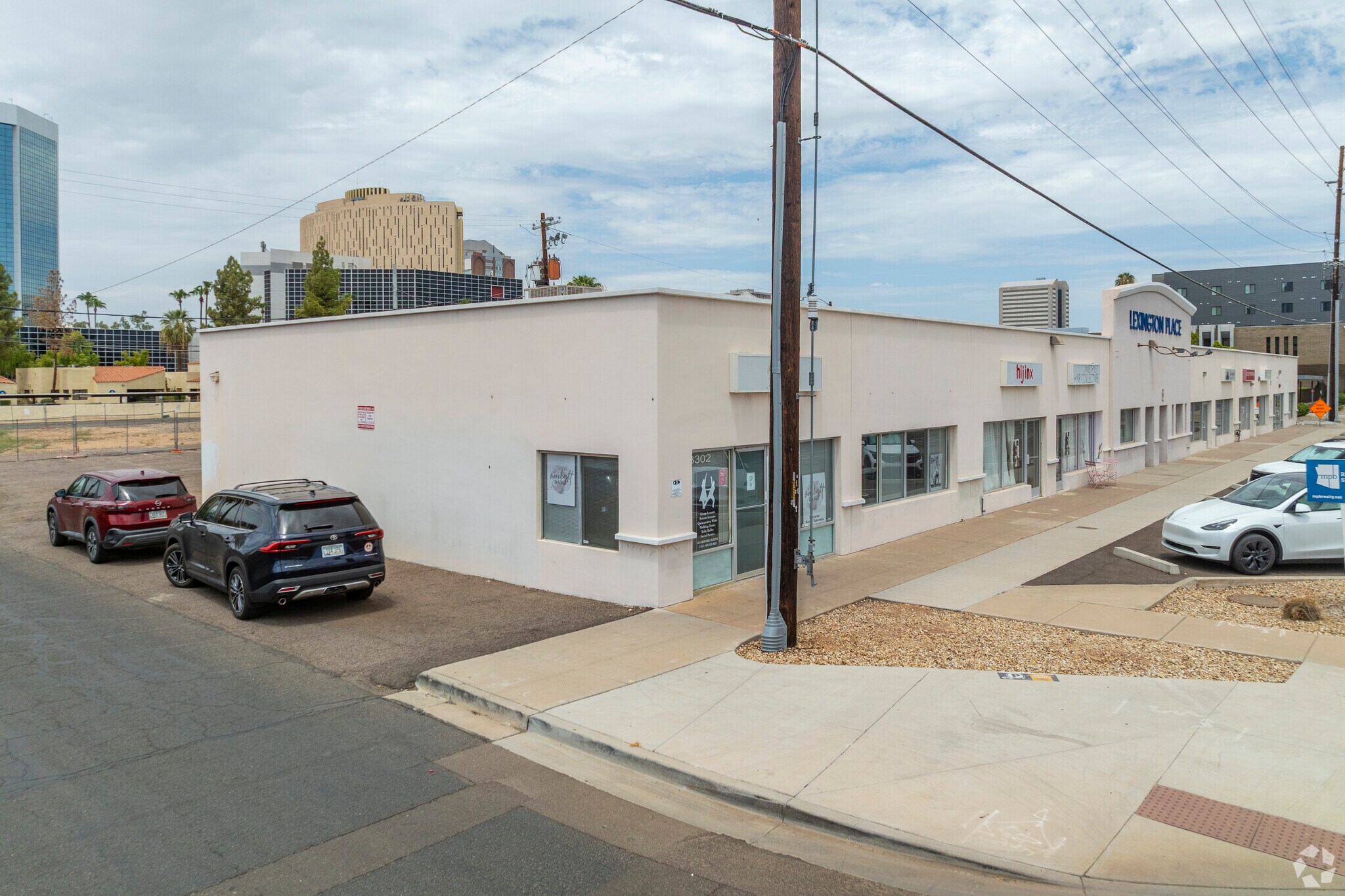 3302-3316 N 3rd St, Phoenix, AZ à louer Photo principale- Image 1 de 6
