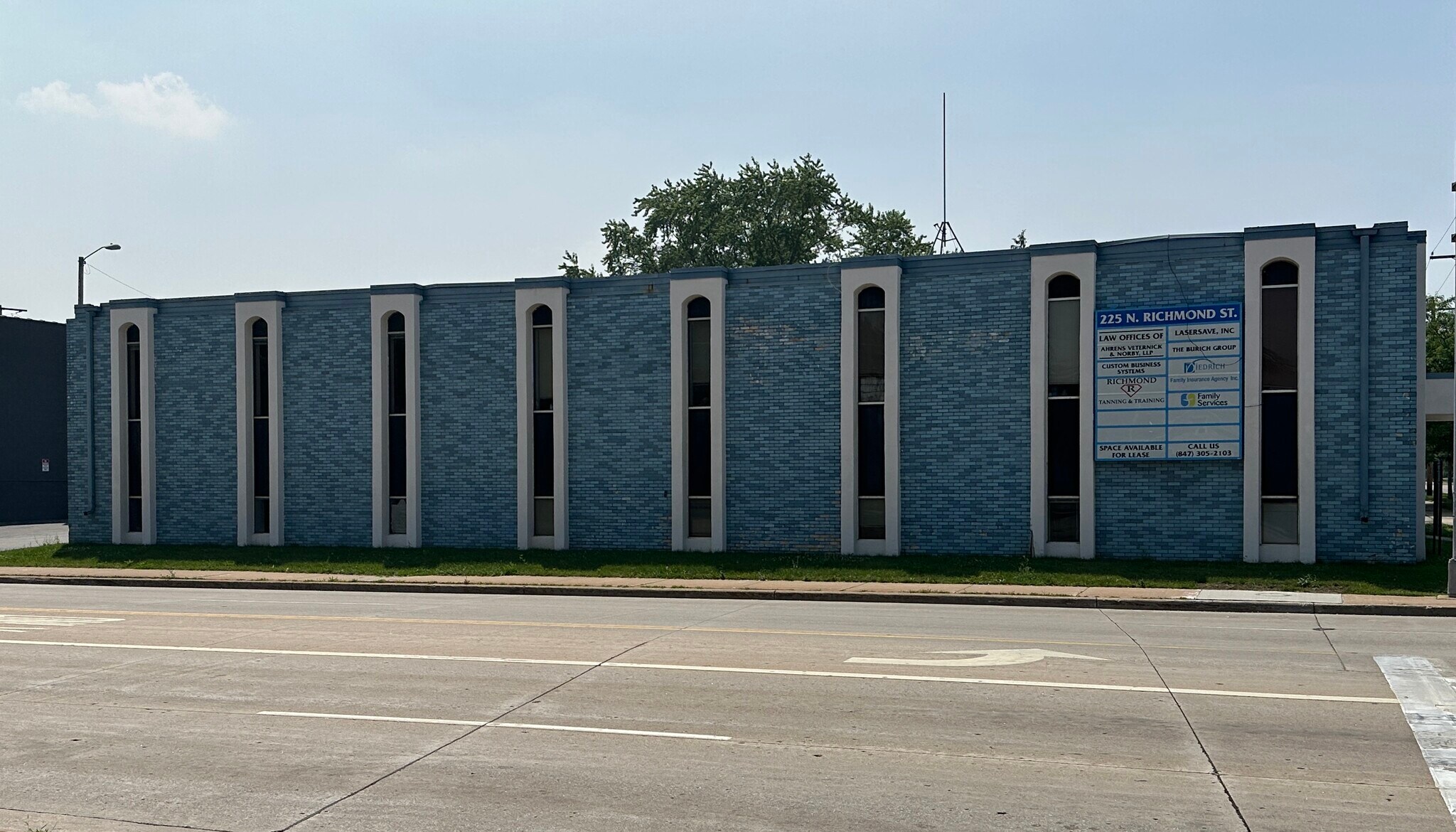 225 N Richmond St, Appleton, WI à louer Photo du bâtiment- Image 1 de 2