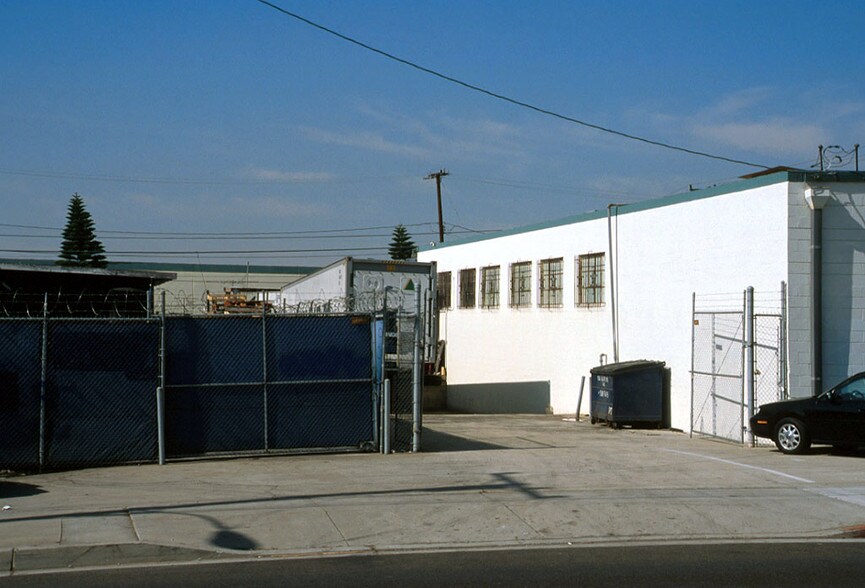 13507 S Normandie Ave, Gardena, CA à louer - Photo du bâtiment - Image 3 de 6