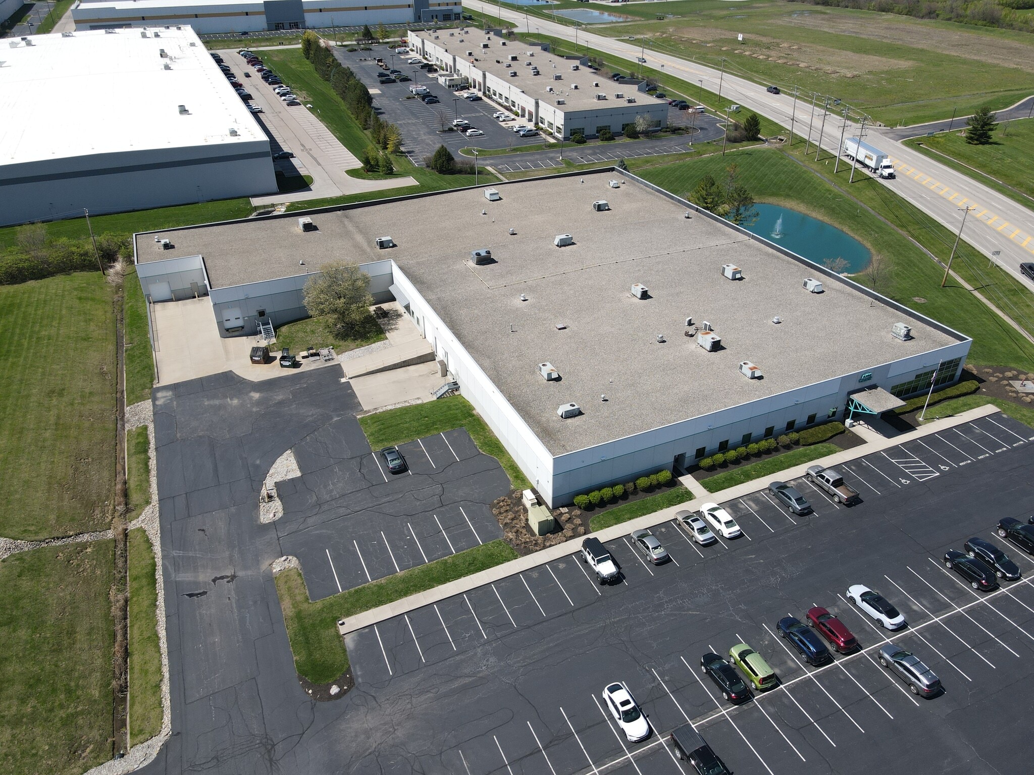 8655 Rite Track Way, West Chester, OH for sale Building Photo- Image 1 of 10
