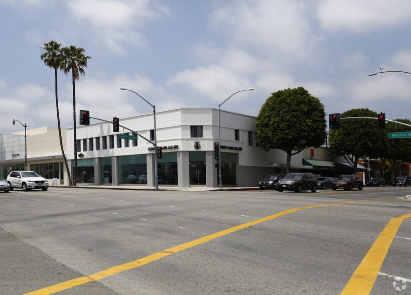 111 N Robertson Blvd, Beverly Hills, CA à louer - Photo du bâtiment - Image 2 de 4