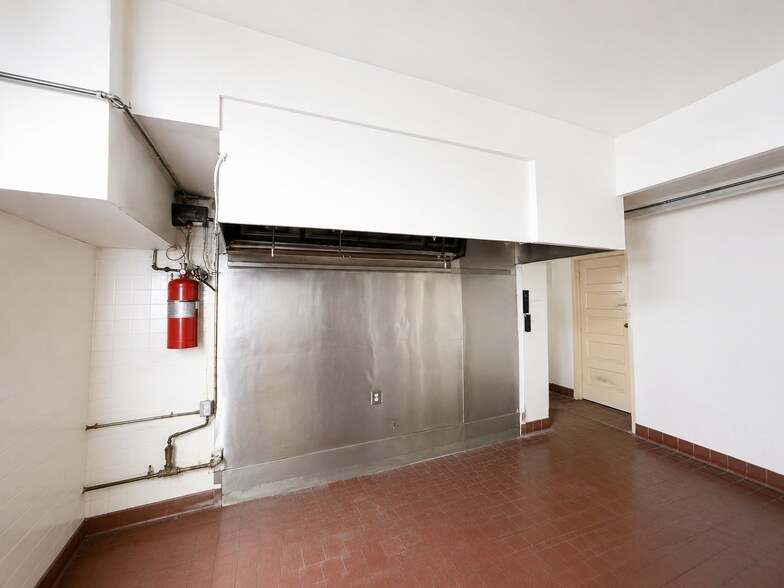 5125 Georgia Ave NW, Washington, DC à louer - Photo du bâtiment - Image 3 de 5