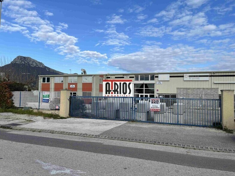 Flex in La Farlède for sale - Building Photo - Image 3 of 11