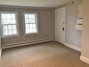 169 Rochester Hill Rd, Rochester, NH for lease Interior Photo- Image 2 of 7