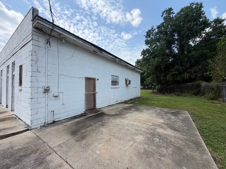 2800 Davis Hwy N, Pensacola, FL à louer - Photo du bâtiment - Image 2 de 11