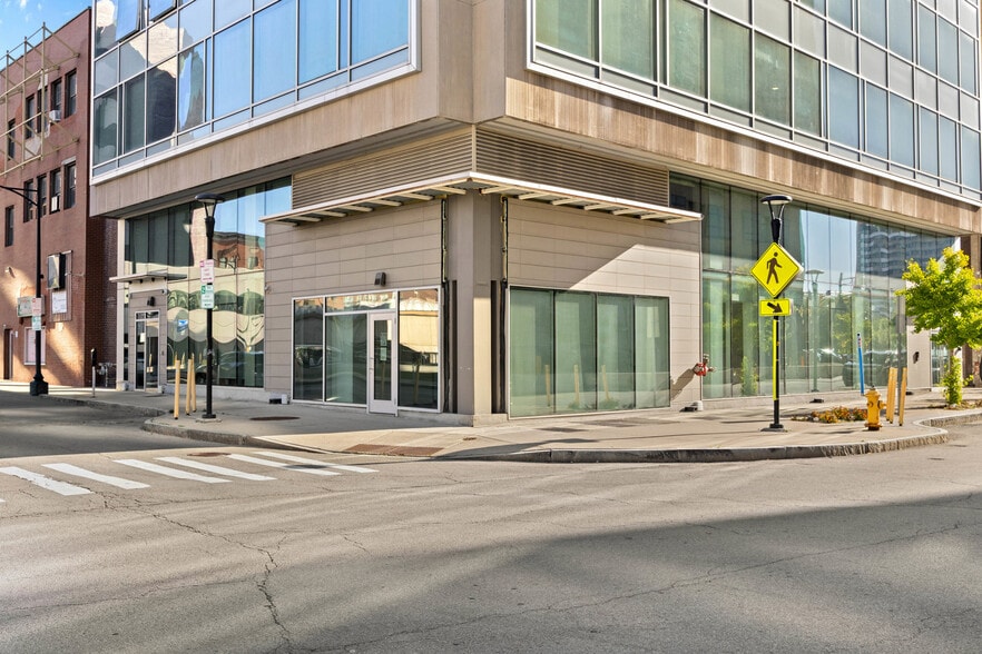 88-94 Elm St, Rochester, NY for lease - Building Photo - Image 1 of 35