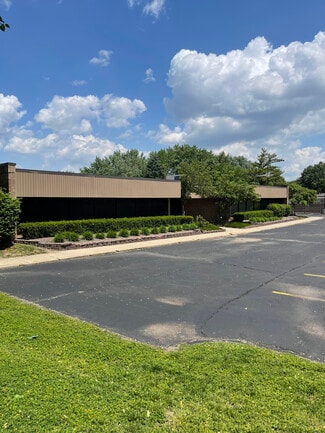 More details for 42700 Schoenherr Rd, Sterling Heights, MI - Office for Sale
