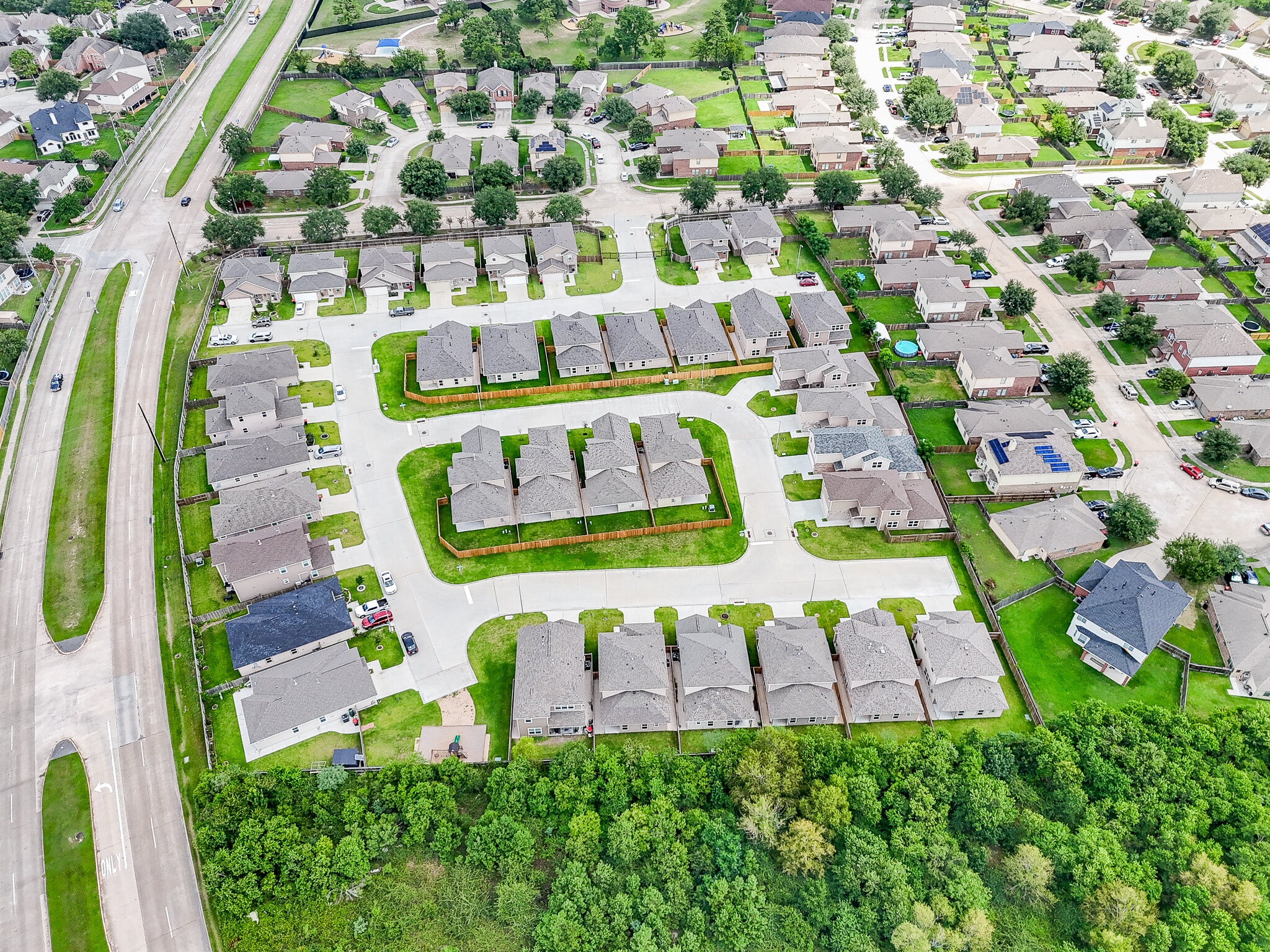 2815 Bowlin Leaf Ln, Houston, TX for sale Primary Photo- Image 1 of 16