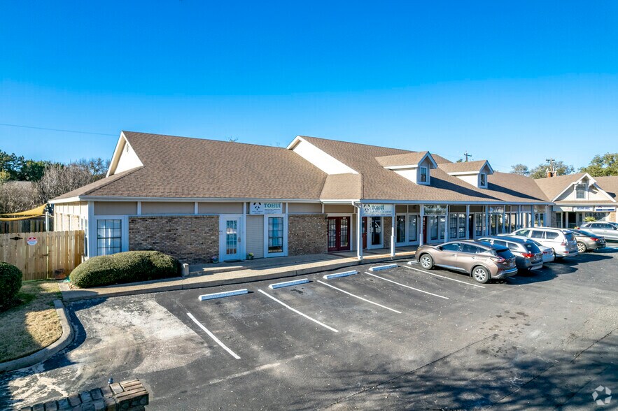 13453-13489 Blanco Rd, San Antonio, TX à louer - Photo du bâtiment - Image 3 de 10