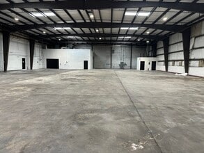 1224 N Lewis Ave, Tulsa, OK for lease Interior Photo- Image 1 of 6