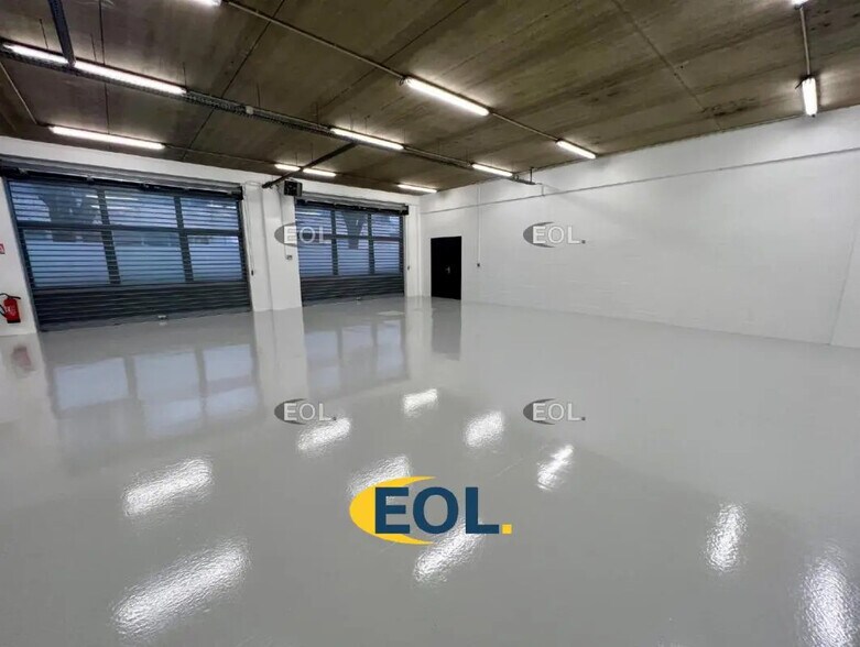 Industrial in Roissy-en-France for lease - Interior Photo - Image 2 of 8