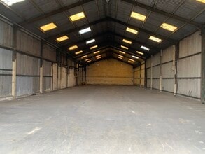 Banbury Ln, Banbury for lease Interior Photo- Image 1 of 4