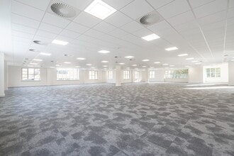 Guilford Rd, Leatherhead for lease Interior Photo- Image 1 of 2