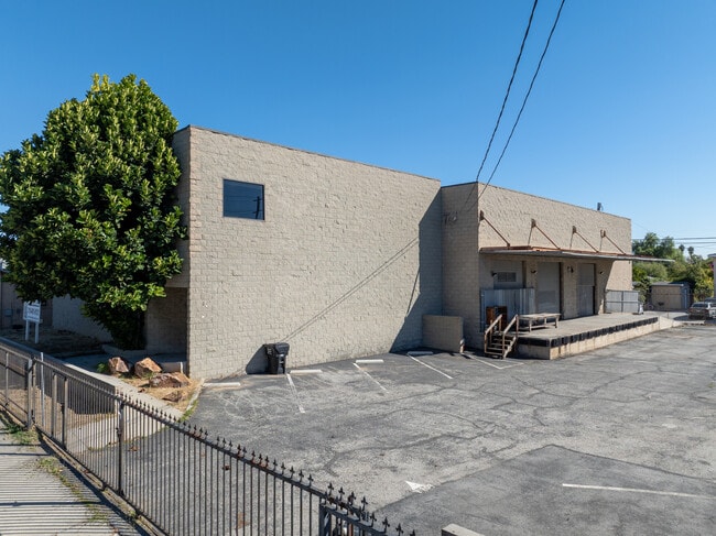 More details for 314 N Wilmington Blvd & 915 W C St, Wilmington, CA - Industrial for Auction
