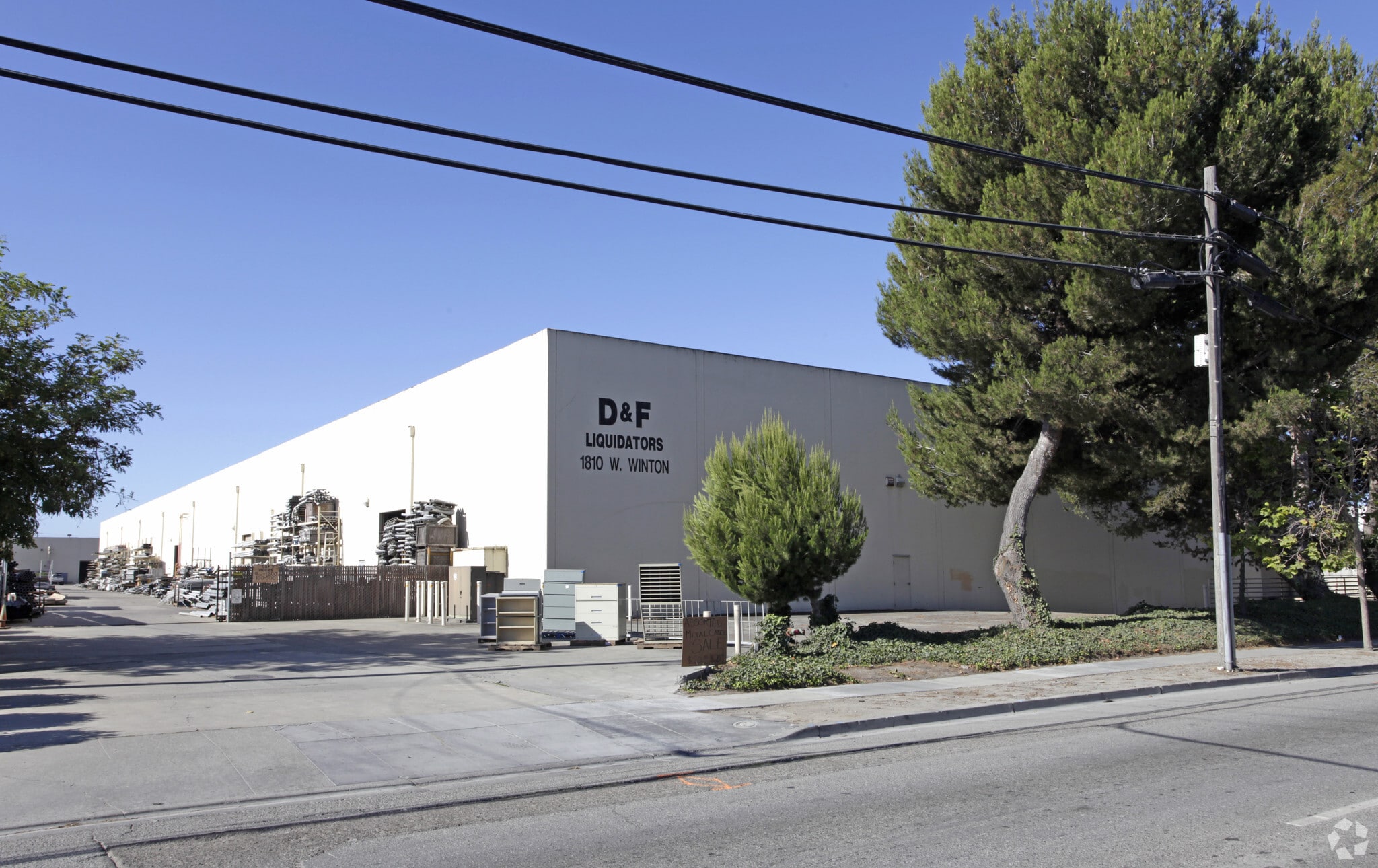 1810 W Winton Ave, Hayward, CA for lease Primary Photo- Image 1 of 3