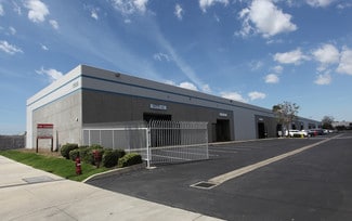 Plus de détails pour 1305 E Saint Gertrude Pl, Santa Ana, CA - Industriel à louer