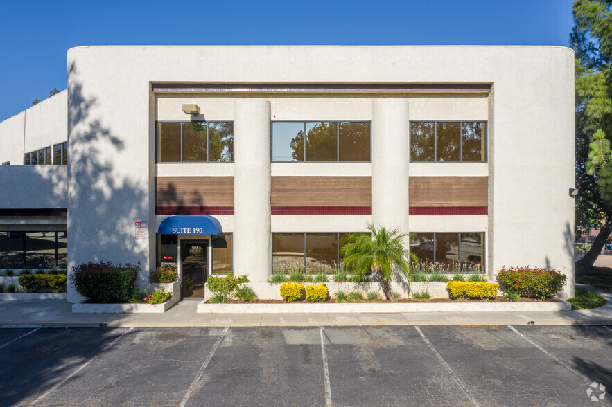 9333 Baseline Rd, Rancho Cucamonga, CA for lease - Building Photo - Image 2 of 14