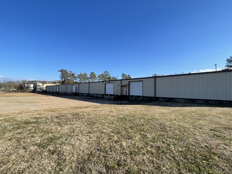 1014 Industrial Park Dr, Clinton, MS à vendre - Photo du bâtiment - Image 3 de 10