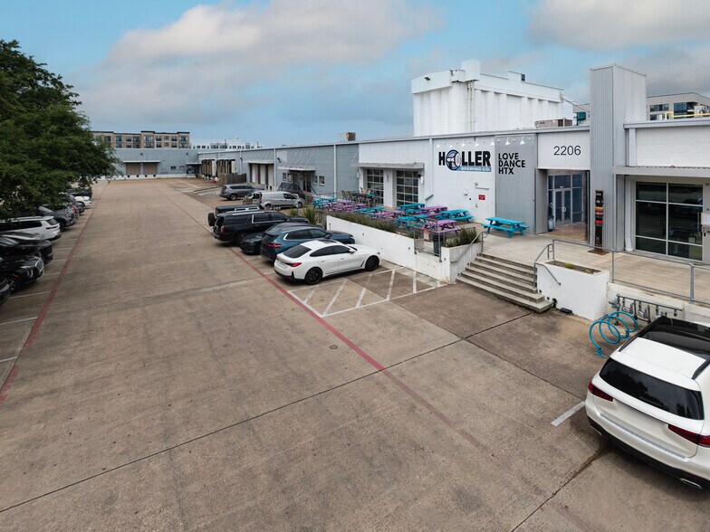2102-2314 Edwards St, Houston, TX à louer - Photo du bâtiment - Image 3 de 10