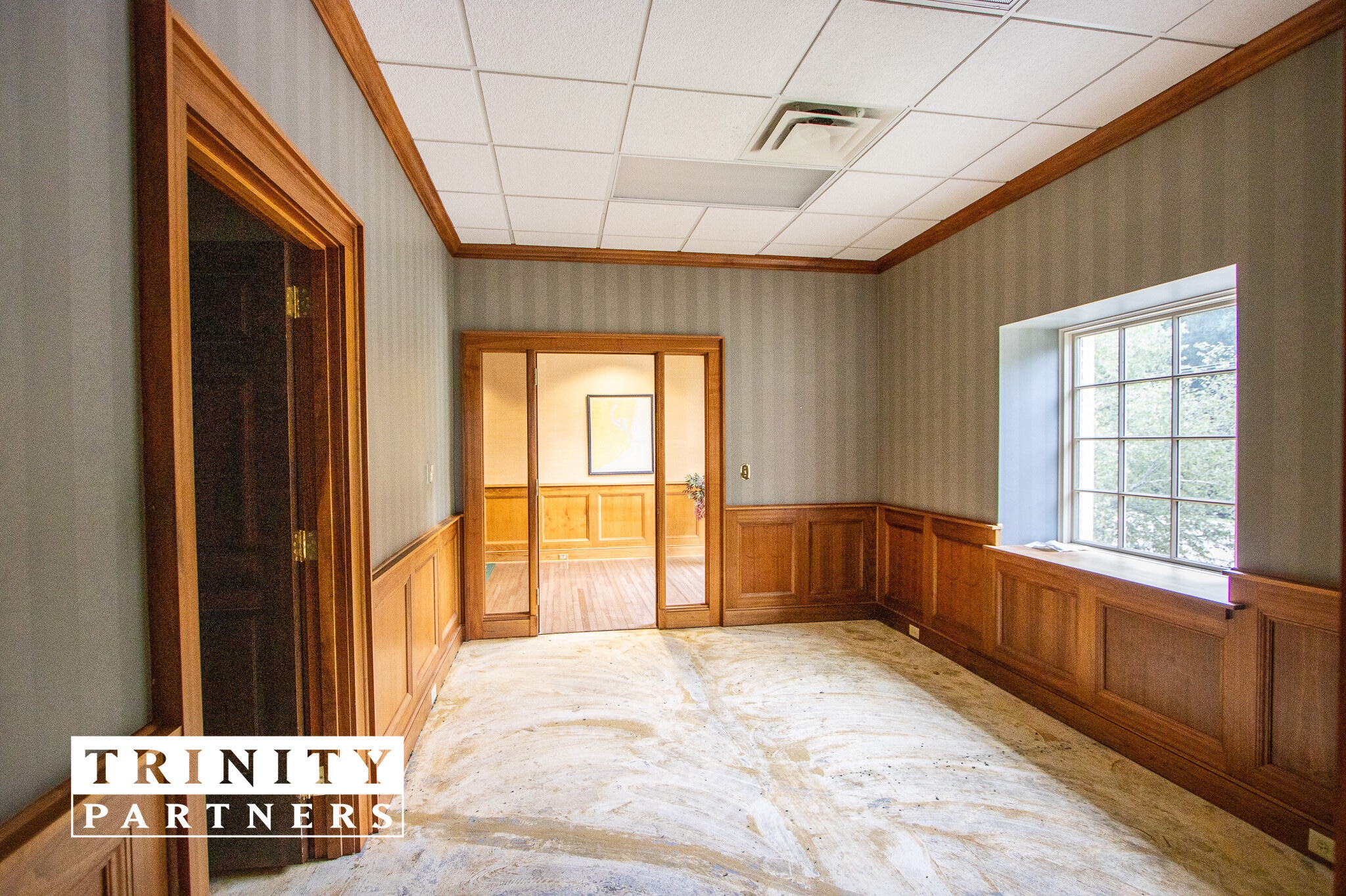 4875 Forest Dr, Columbia, SC à louer Photo intérieure- Image 1 de 2