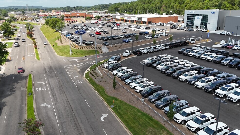 300-488 Palisades Blvd, Birmingham, AL for lease - Aerial - Image 2 of 5